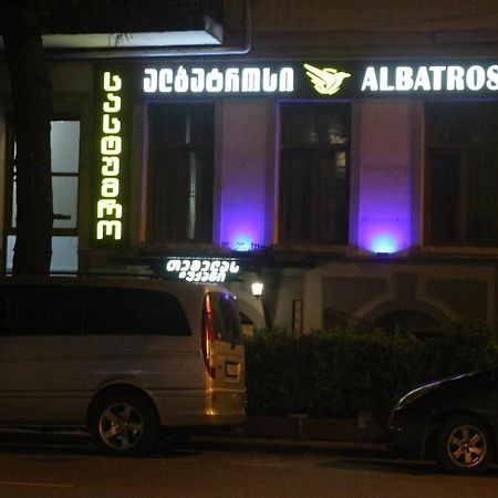 Hotel Albatros Батуми Екстериор снимка