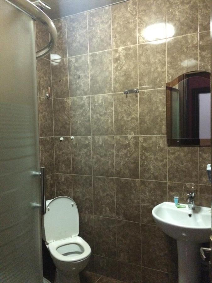 Hotel Albatros Батуми Екстериор снимка
