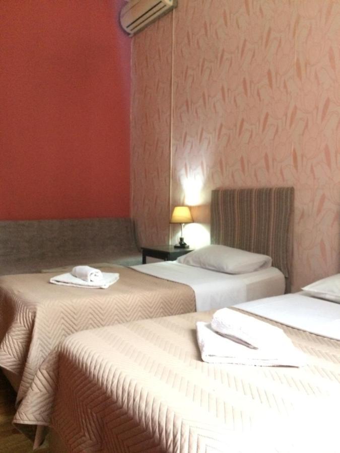 Hotel Albatros Батуми Екстериор снимка