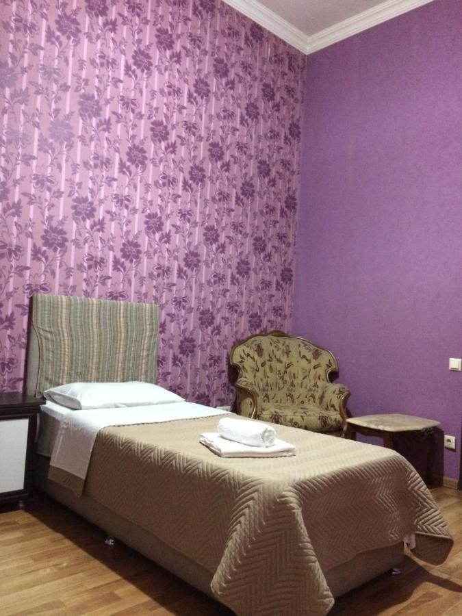Hotel Albatros Батуми Екстериор снимка